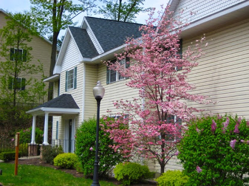 Oak Brook Commons Apartments image 3