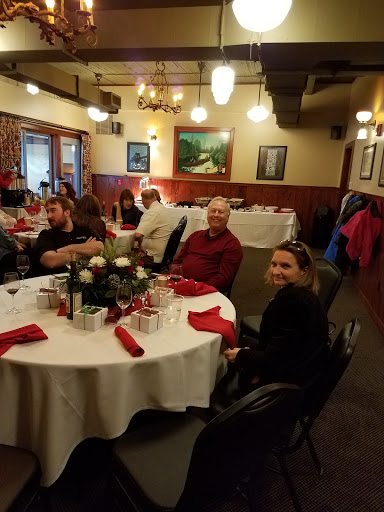 Movie Theater «McMenamins Anderson School Theater», reviews and photos, 18607 Bothell Way NE, Bothell, WA 98011, USA