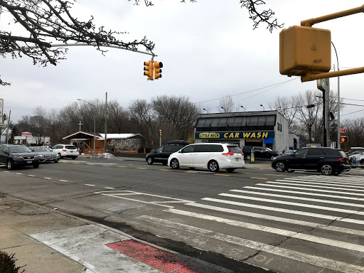 Car Wash «Little Neck Car Wash», reviews and photos, 232-04 Northern Blvd, Little Neck, NY 11362, USA