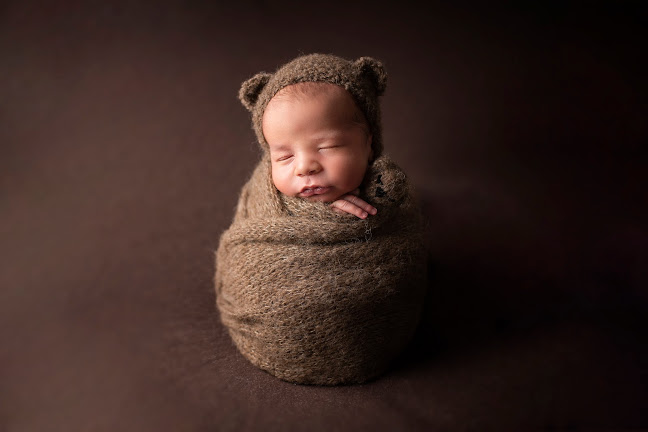Czifra Ildikó újszülött fotós