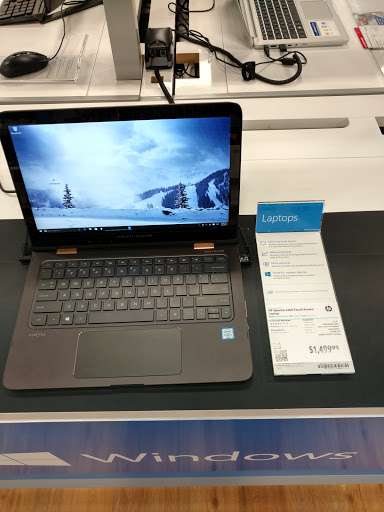 Electronics Store «Best Buy», reviews and photos, 1007 Fording Island Rd, Bluffton, SC 29910, USA