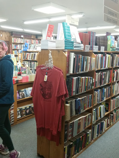 Book Store «Half Price Books», reviews and photos, 2041 Ford Pkwy, St Paul, MN 55116, USA