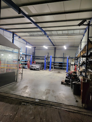 SLT Automobile à Lançon-Provence