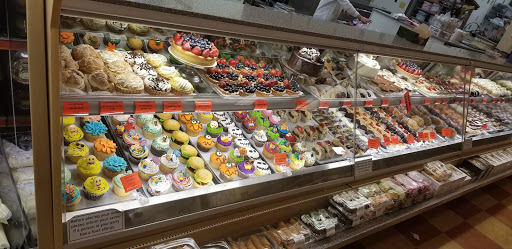 Grocery Store «Market Basket», reviews and photos, 170 Everett Ave, Chelsea, MA 02150, USA