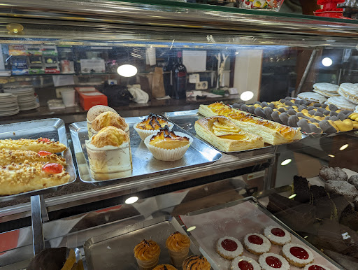 Pastelaria Veneza no Vila Praia de Âncora, Viana do Castelo