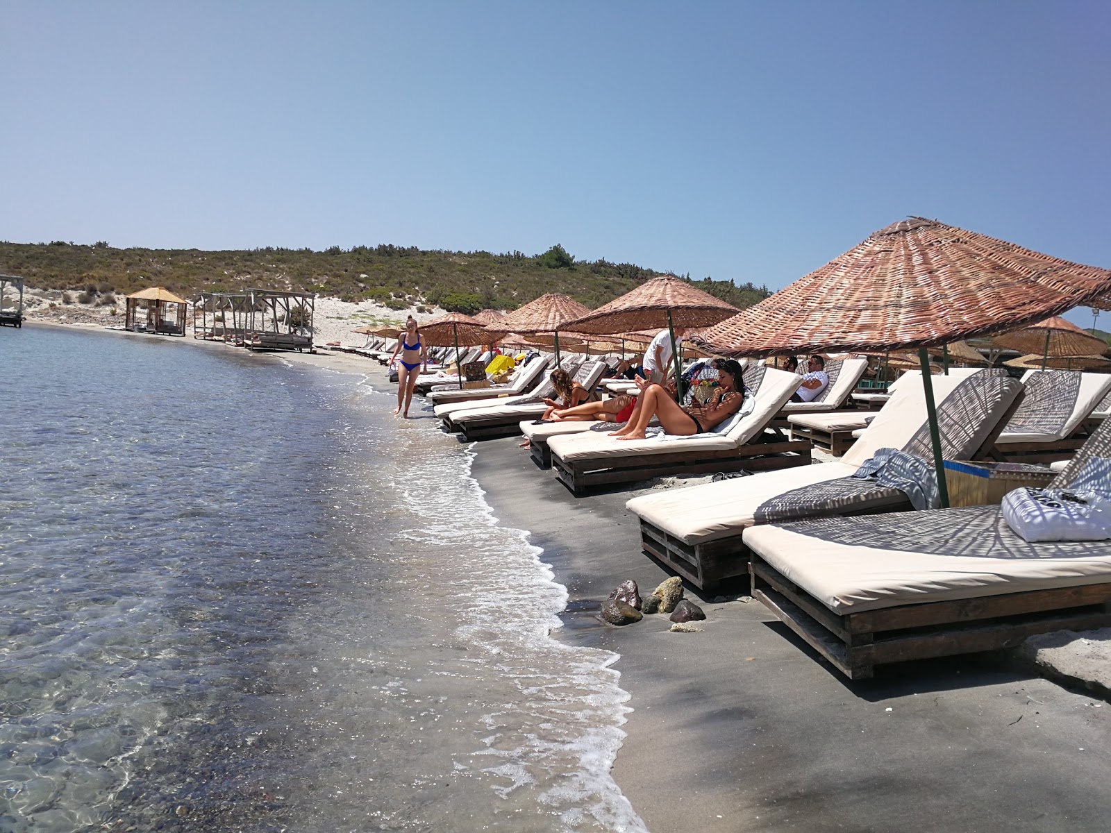 Φωτογραφία του Madeo Beach με μικρός κόλπος