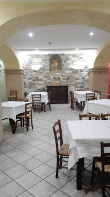 La cantina di Zia Chiarina (Osteria al vicoletto) 263 80014, Corso Campano, 80014 Giugliano in Campania NA, Italia