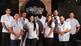 Le Moustache Barber Shop - Las Condes