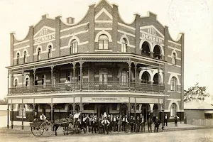 Hotel Denman Abermain (please visit Qirkz in the Hunter - this site is now defunct!) image