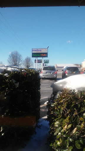 Car Battery Store «Batteries Plus Bulbs», reviews and photos, 3412 W Mercury Blvd, Hampton, VA 23666, USA