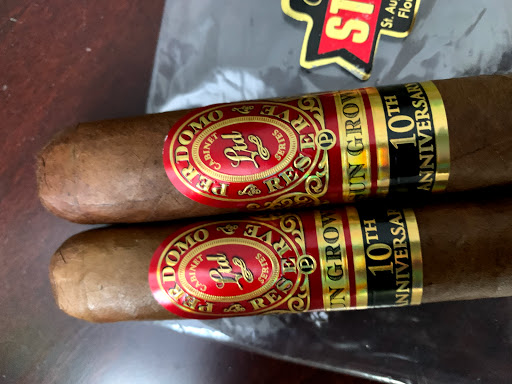 Cigar Shop «Stogies Smoke Shop», reviews and photos, 6 St George St #105, St Augustine, FL 32084, USA