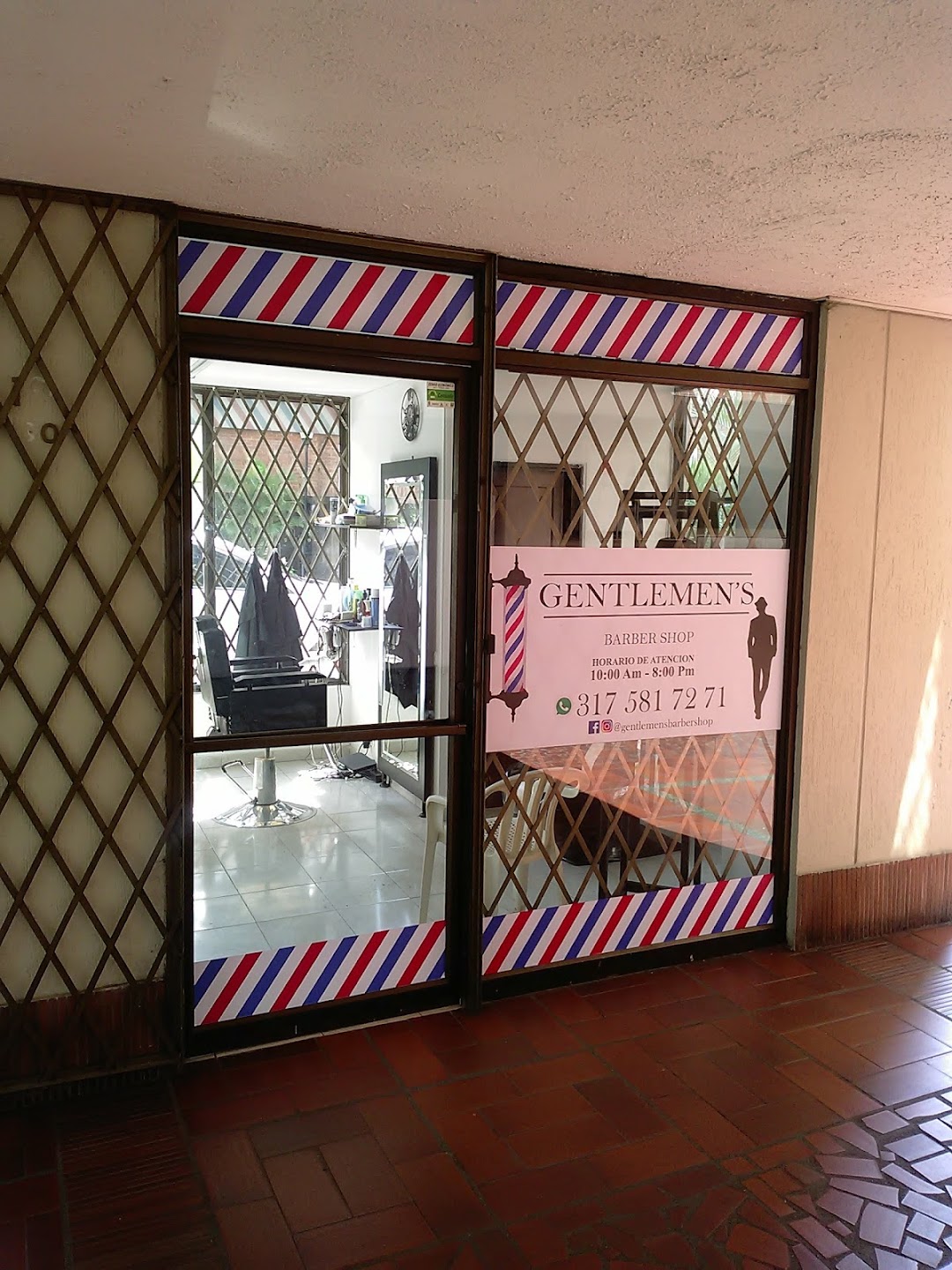 Gentlemens Barber Shop.