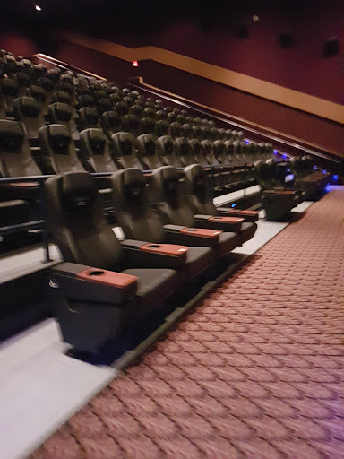 Movie Theater «City Center 15 Cinema de Lux», reviews and photos, 237 Martine Ave, White Plains, NY 10601, USA