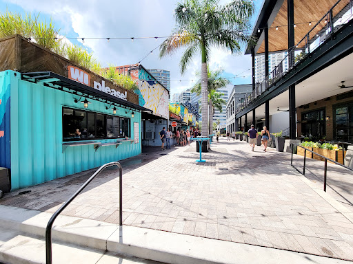 Shopping Mall «Channelside Bay Plaza», reviews and photos, 615 Channelside Dr #117, Tampa, FL 33602, USA