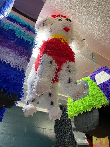 Florist «Davany Flowers & Pinatas», reviews and photos, 522 Cupples Rd, San Antonio, TX 78237, USA