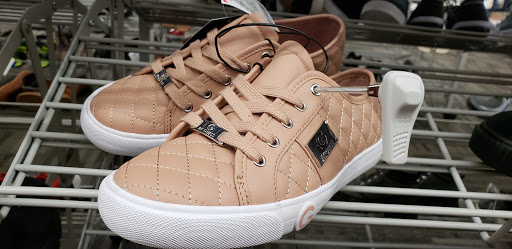 Shopping Mall «Lakes Mall», reviews and photos, W Oakland Park Blvd, Fort Lauderdale, FL 33319, USA