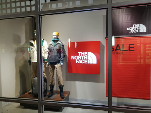Clothing Store «The North Face Outlet», reviews and photos, 525 S Grand Central Pkwy, Las Vegas, NV 89106, USA