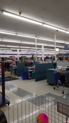 Thrift Store «Eau Claire Goodwill Retail Store & Training Center», reviews and photos, 3605 Gateway Dr, Eau Claire, WI 54701, USA