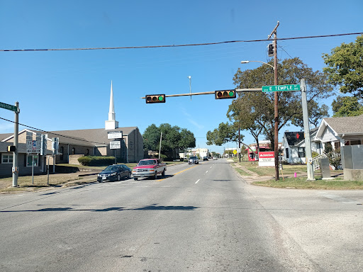 Rey's Lube Wash & Tires en Kaufman