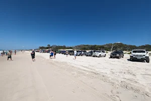 Bribie Beach Access Track image