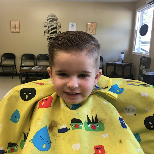 Barber Shop «County Line Barbers», reviews and photos, 7626 KY-146, Pewee Valley, KY 40056, USA