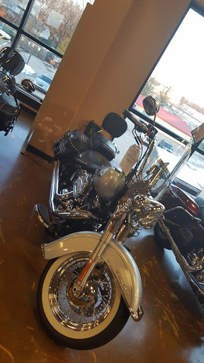 Harley-Davidson Dealer «Bergen County Harley-Davidson (Service Opens 9am)», reviews and photos, 124 Essex St, Rochelle Park, NJ 07662, USA