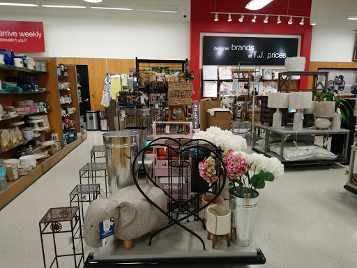 Department Store «T.J. Maxx», reviews and photos, 3219 Rolling Oaks Blvd, Kissimmee, FL 34747, USA