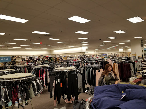 Department Store «Nordstrom Rack Bergen Town Center», reviews and photos, 510 Bergen Town Center, Paramus, NJ 07652, USA