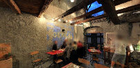 Atmosphère du Restaurant Dedans Dehors à Guillestre - n°10