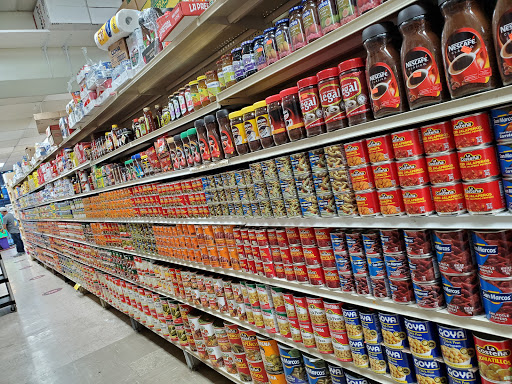 La Bodega Supermarket, 3014 Sullivant Ave, Columbus, OH 43204, USA, 