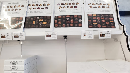 Grocery Store «Rice Epicurean Markets», reviews and photos, 2020 Fountain View Dr, Houston, TX 77057, USA