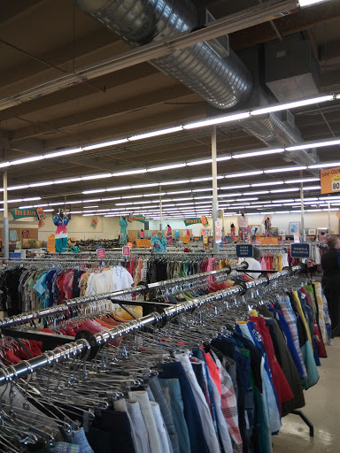 Thrift Store «Thrift Town», reviews and photos, 410 El Camino Ave, Sacramento, CA 95815, USA
