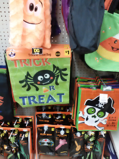 Discount Store «Dollar General», reviews and photos, 13 W Main St, Dudley, MA 01571, USA