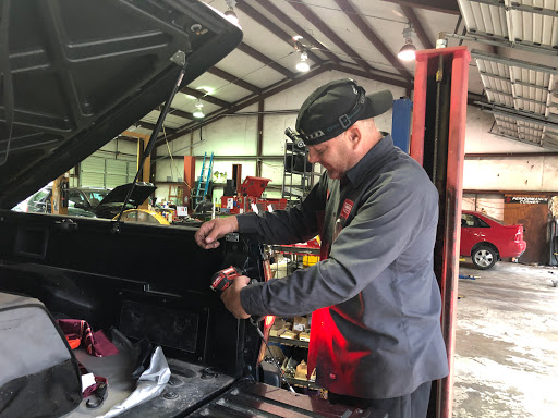 Auto Repair Shop «Grassland Car Care Center», reviews and photos, 1105 Battlewood St, Franklin, TN 37069, USA