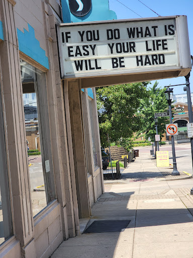 Dry Cleaner «Atlas Dry Cleaners», reviews and photos, 328 Monmouth St, Newport, KY 41071, USA