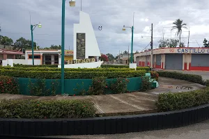 Parquecito La Rotonda image