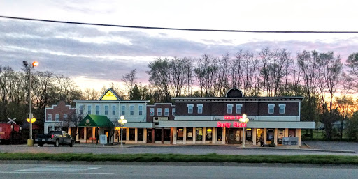 Beer Store «Whistle Stop Party Store», reviews and photos, 2387 E Grand River Ave, Howell, MI 48843, USA