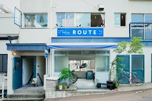 ROUTE - cafe and petit hostel image