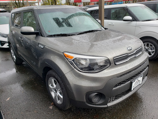 Kia Dealer «Kia of Portland», reviews and photos, 307 NE Broadway St, Portland, OR 97232, USA