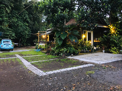Riverside Javanese Cottages