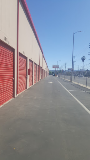 Self-Storage Facility «StorQuest Self Storage», reviews and photos, 7700 Canoga Ave, Canoga Park, CA 91304, USA