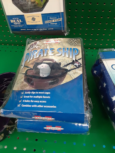 Pet Supply Store «Pet Supplies Plus», reviews and photos, 1500 E Court St Suite 720, Seguin, TX 78155, USA