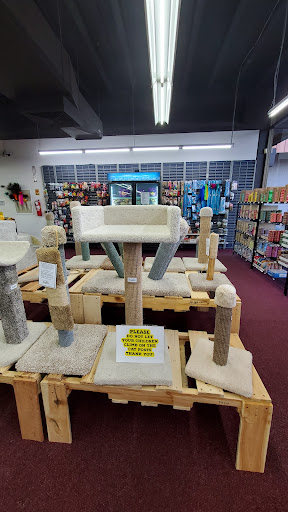 Pet Supply Store «Western Pet Supply», reviews and photos, 6908 SW Beaverton Hillsdale Hwy, Portland, OR 97225, USA