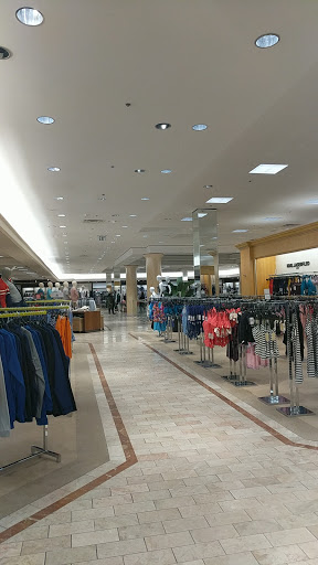 Department Store «Lord & Taylor», reviews and photos, 5065 Main St, Trumbull, CT 06611, USA