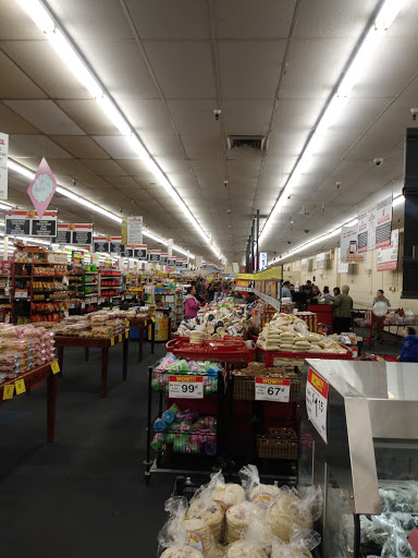 Grocery Store «Food King Supermarket», reviews and photos, 9016 Alameda Ave, El Paso, TX 79907, USA