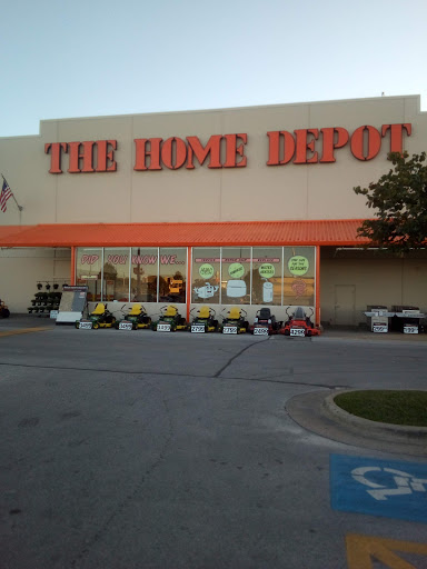 Home Improvement Store «The Home Depot», reviews and photos, 2104 E Independence St, Springfield, MO 65804, USA