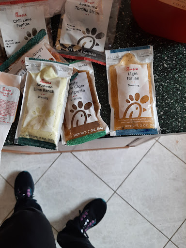 Fast Food Restaurant «Chick-fil-A», reviews and photos, 3710 Us Highway 9 #2314, Freehold, NJ 07728, USA