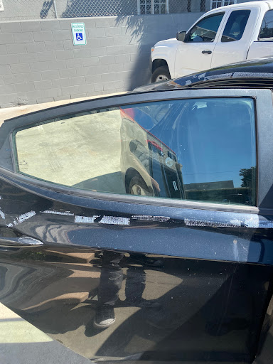 P&G Auto Glass image