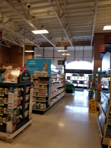 Pet Supply Store «PetSmart», reviews and photos, 15042 Summit Ave, Fontana, CA 92336, USA