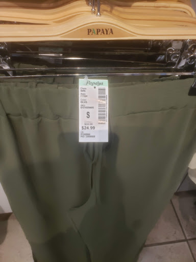Fashion Accessories Store «Papaya Factory Outlet», reviews and photos, 8200 Vineland Ave # 1240, Orlando, FL 32821, USA